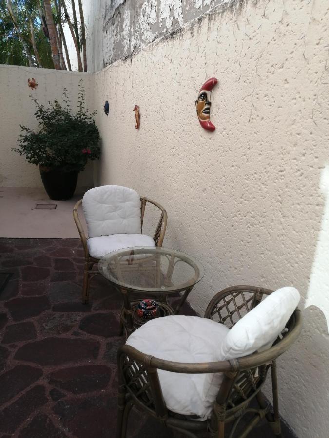 Casa Dahlia 2 Bed and Breakfast Mazatlán Esterno foto